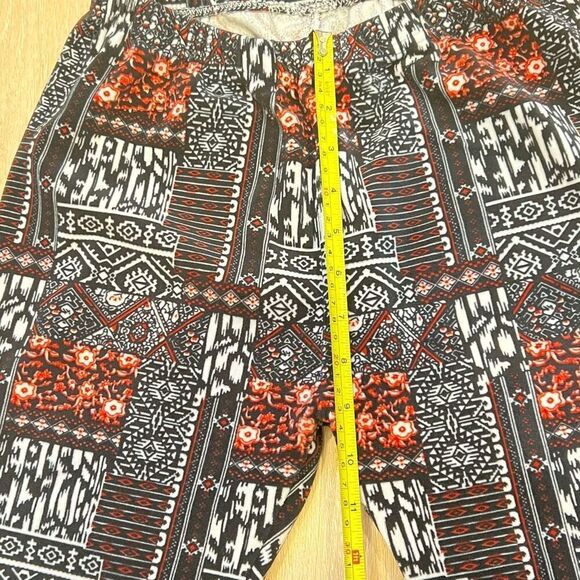 Always Fuzzy Velour Patterned Leggings Maroon Black Combo, Women’s Medium - Picture 4 of 10